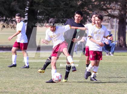 Thumbnail 2 in Royal vs Simi Valley photogallery.