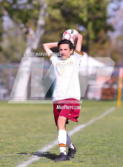 Thumbnail 3 in Royal vs Simi Valley photogallery.
