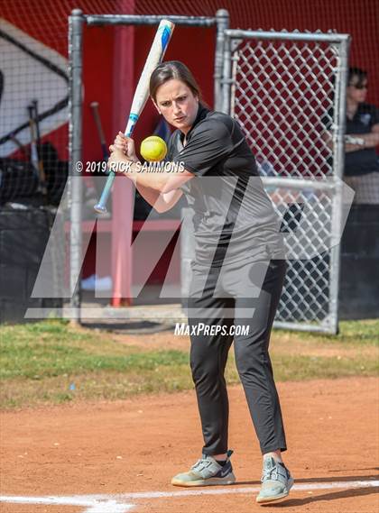 Thumbnail 1 in Hayesville @ West Montgomery (NCHSAA 1st Round Playoff) photogallery.