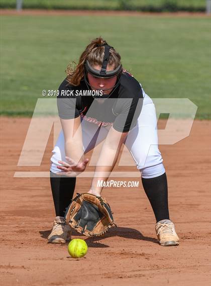 Thumbnail 1 in Hayesville @ West Montgomery (NCHSAA 1st Round Playoff) photogallery.