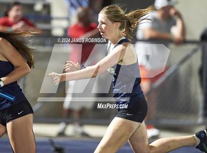 Thumbnail 2 in FHSAA 3A Region 1 (4 x 400 Meter) photogallery.