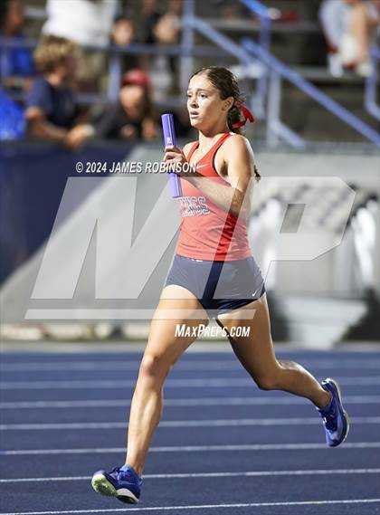 Thumbnail 2 in FHSAA 3A Region 1 (4 x 400 Meter) photogallery.