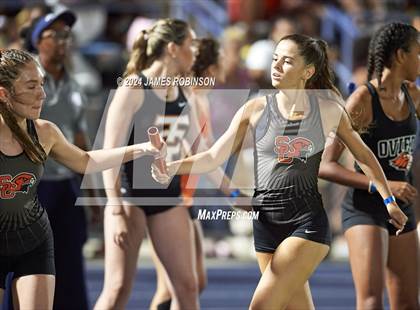 Thumbnail 3 in FHSAA 3A Region 1 (4 x 400 Meter) photogallery.