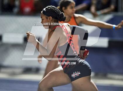 Thumbnail 3 in FHSAA 3A Region 1 (4 x 400 Meter) photogallery.