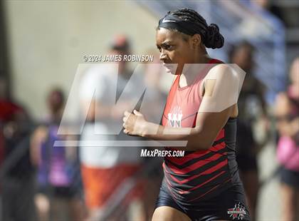 Thumbnail 2 in FHSAA 3A Region 1 (4 x 400 Meter) photogallery.