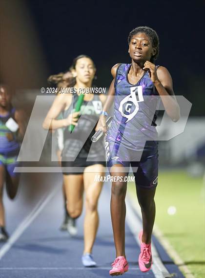 Thumbnail 3 in FHSAA 3A Region 1 (4 x 400 Meter) photogallery.