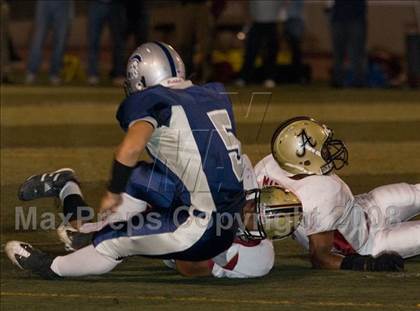 Thumbnail 2 in Saugus vs. Alemany photogallery.