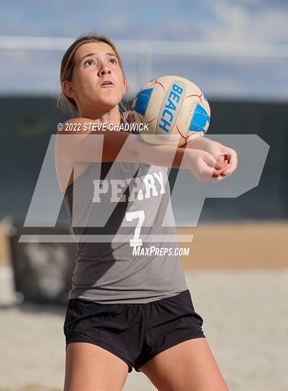 Thumbnail 3 in Mountain View vs Perry at Casteel photogallery.