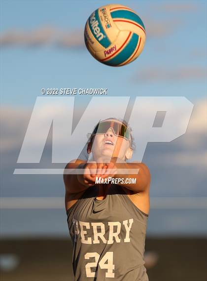 Thumbnail 3 in Mountain View vs Perry at Casteel photogallery.