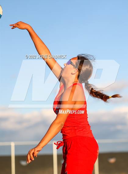 Thumbnail 3 in Mountain View vs Perry at Casteel photogallery.