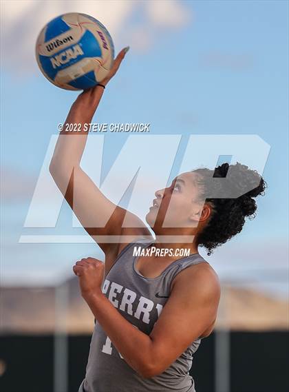 Thumbnail 3 in Mountain View vs Perry at Casteel photogallery.