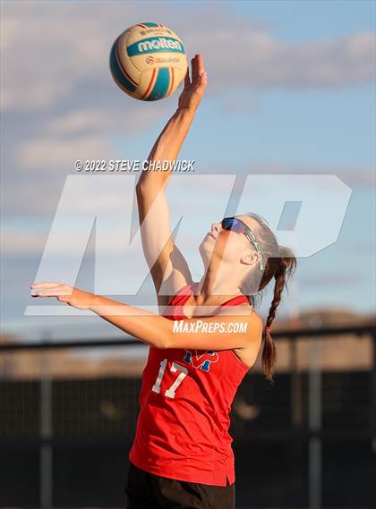 Thumbnail 1 in Mountain View vs Perry at Casteel photogallery.