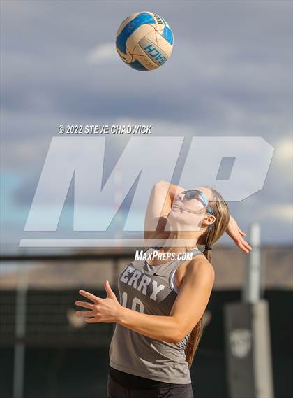 Thumbnail 3 in Mountain View vs Perry at Casteel photogallery.