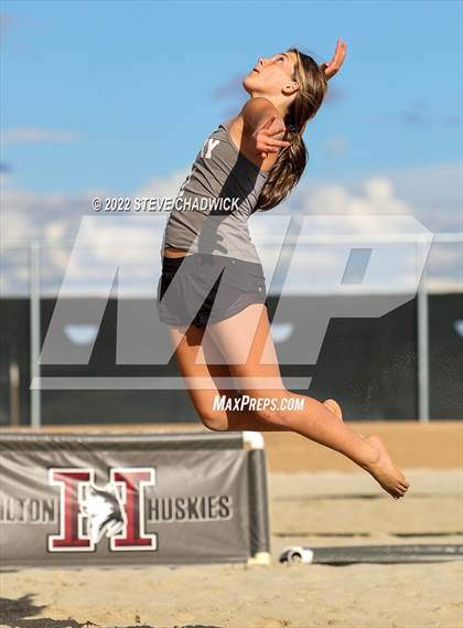 Thumbnail 2 in Mountain View vs Perry at Casteel photogallery.