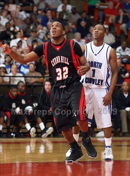 Thumbnail 2 in North Crowley @ Cedar Hill (Texas 5A Region 1 Semifinal) photogallery.