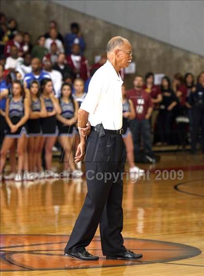 Thumbnail 1 in North Crowley @ Cedar Hill (Texas 5A Region 1 Semifinal) photogallery.