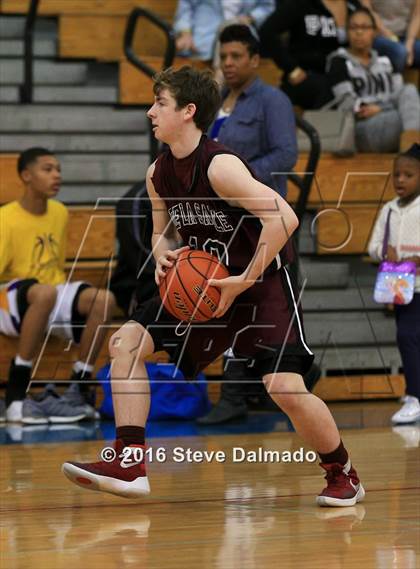Thumbnail 1 in Edna Karr vs De La Salle (Country Day Freshman Tournament) photogallery.