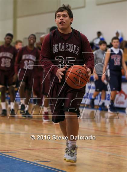 Thumbnail 3 in Edna Karr vs De La Salle (Country Day Freshman Tournament) photogallery.