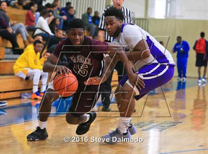 Thumbnail 3 in Edna Karr vs De La Salle (Country Day Freshman Tournament) photogallery.