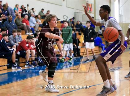 Thumbnail 3 in Edna Karr vs De La Salle (Country Day Freshman Tournament) photogallery.