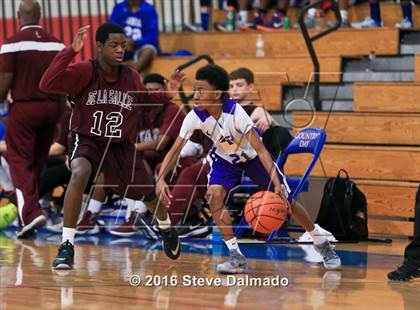 Thumbnail 3 in Edna Karr vs De La Salle (Country Day Freshman Tournament) photogallery.