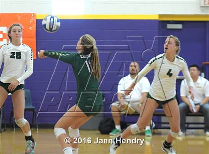 Thumbnail 1 in St. Ignatius vs. Edison (Durango Fall Classic) photogallery.