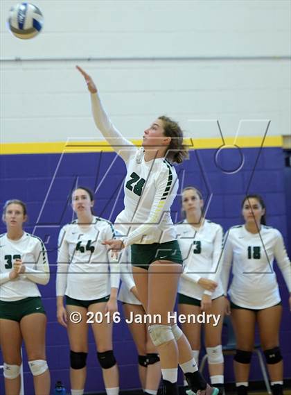 Thumbnail 3 in St. Ignatius vs. Edison (Durango Fall Classic) photogallery.