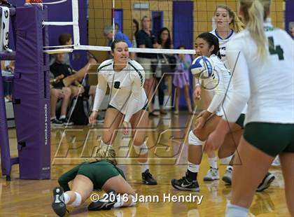 Thumbnail 1 in St. Ignatius vs. Edison (Durango Fall Classic) photogallery.