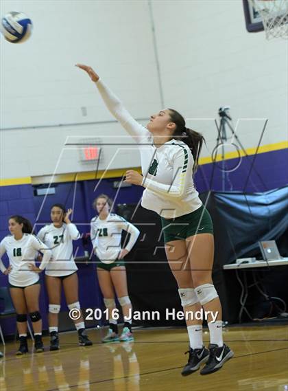 Thumbnail 2 in St. Ignatius vs. Edison (Durango Fall Classic) photogallery.