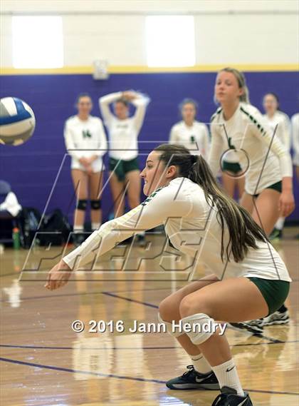 Thumbnail 3 in St. Ignatius vs. Edison (Durango Fall Classic) photogallery.