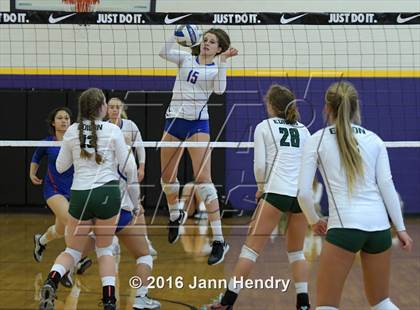 Thumbnail 1 in St. Ignatius vs. Edison (Durango Fall Classic) photogallery.