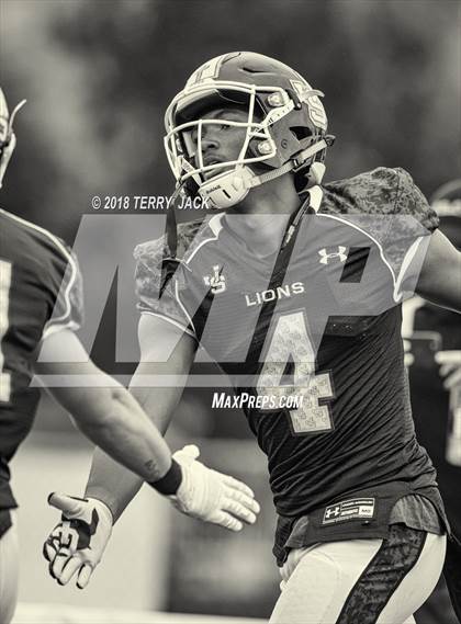 Thumbnail 2 in Orange Lutheran @ JSerra Catholic photogallery.