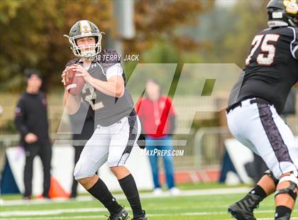 Thumbnail 3 in Orange Lutheran @ JSerra Catholic photogallery.