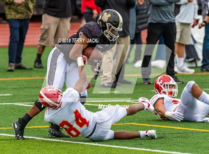 Thumbnail 3 in Orange Lutheran @ JSerra Catholic photogallery.
