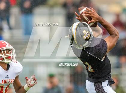 Thumbnail 1 in Orange Lutheran @ JSerra Catholic photogallery.