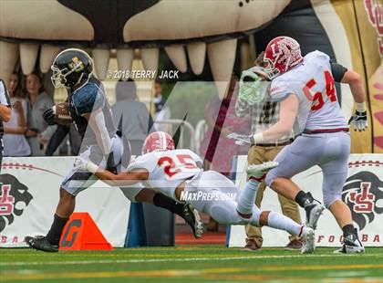 Thumbnail 1 in Orange Lutheran @ JSerra Catholic photogallery.