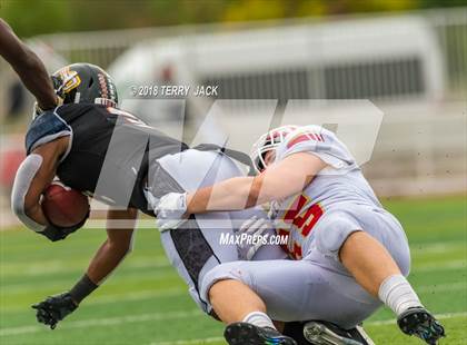 Thumbnail 2 in Orange Lutheran @ JSerra Catholic photogallery.