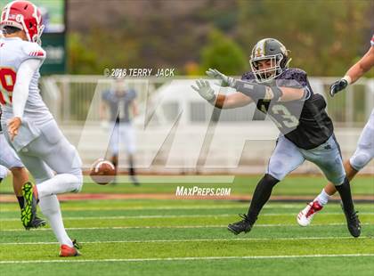 Thumbnail 1 in Orange Lutheran @ JSerra Catholic photogallery.