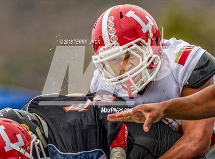 Thumbnail 3 in Orange Lutheran @ JSerra Catholic photogallery.