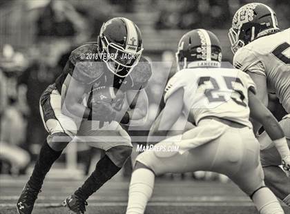 Thumbnail 2 in Orange Lutheran @ JSerra Catholic photogallery.