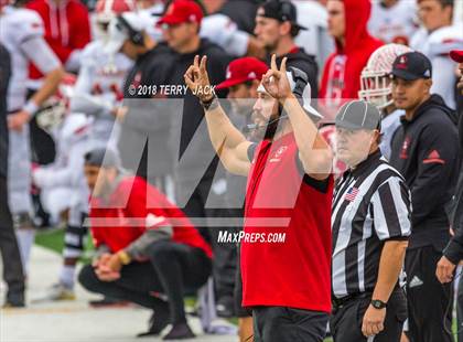 Thumbnail 2 in Orange Lutheran @ JSerra Catholic photogallery.