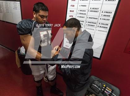 Thumbnail 3 in Orange Lutheran @ JSerra Catholic photogallery.