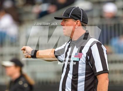 Thumbnail 3 in Orange Lutheran @ JSerra Catholic photogallery.