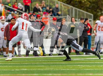 Thumbnail 3 in Orange Lutheran @ JSerra Catholic photogallery.