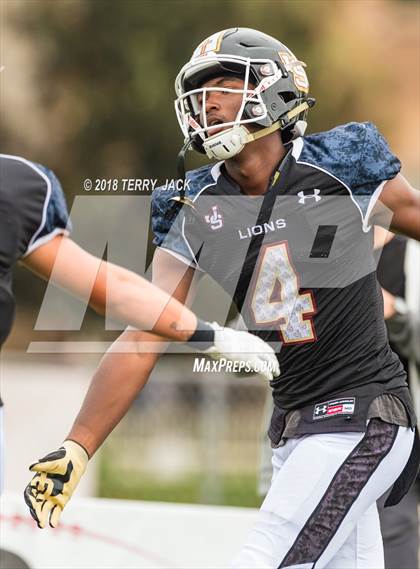 Thumbnail 3 in Orange Lutheran @ JSerra Catholic photogallery.