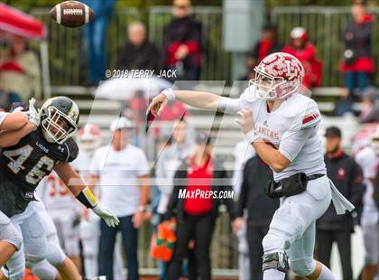 Thumbnail 2 in Orange Lutheran @ JSerra Catholic photogallery.
