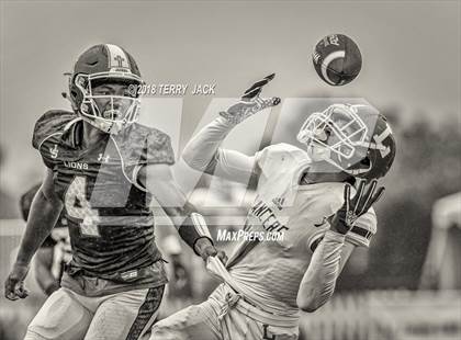 Thumbnail 1 in Orange Lutheran @ JSerra Catholic photogallery.