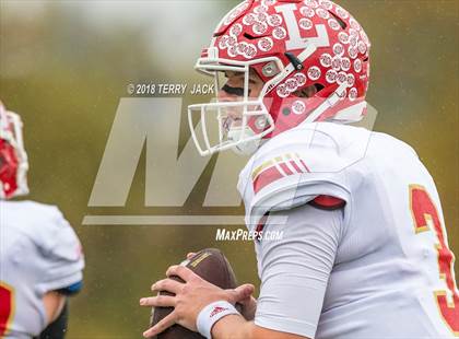 Thumbnail 3 in Orange Lutheran @ JSerra Catholic photogallery.
