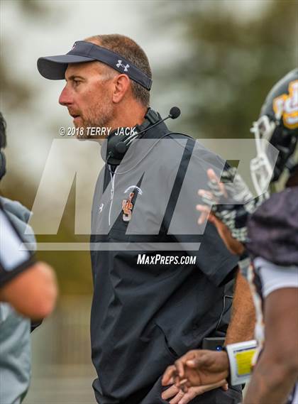 Thumbnail 1 in Orange Lutheran @ JSerra Catholic photogallery.