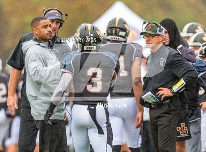 Thumbnail 2 in Orange Lutheran @ JSerra Catholic photogallery.